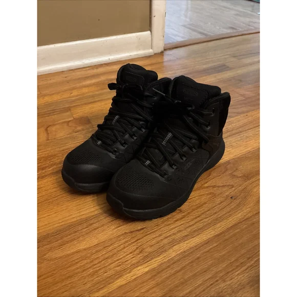 EUC Women's KEEN Utility Composite Toe Metal Free Metguard Mid Work Shoe 1027109 - Picture 1 of 10